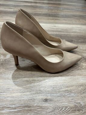 NWOT! Alfani Taupe Pointed-Toe Mid Heel Pumps